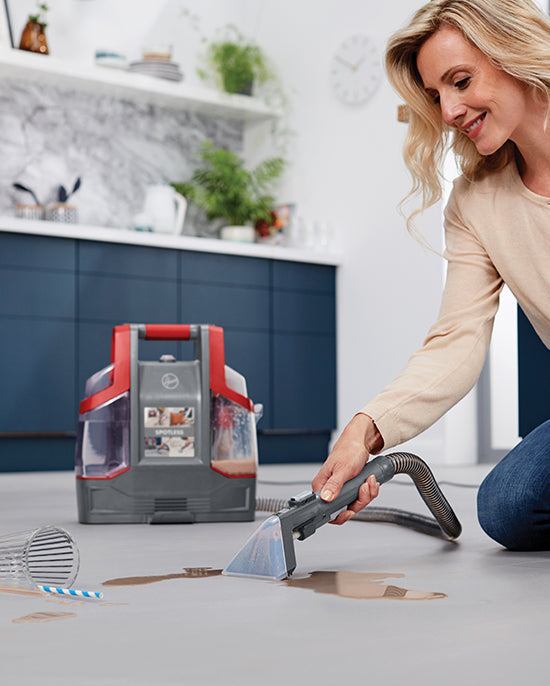 منظف سجاد سبوتليس الأحمر