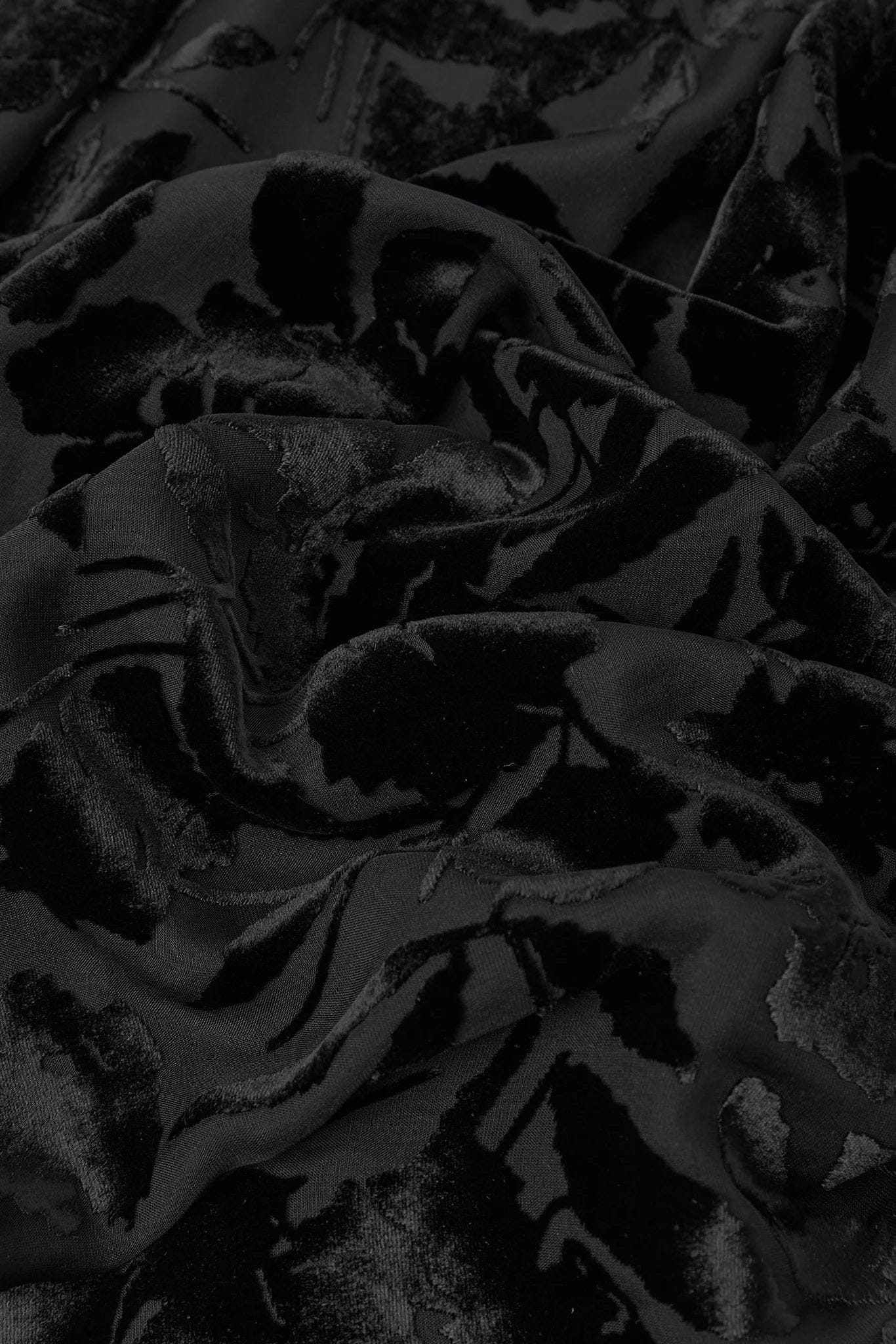 Idalia Velvet Burn Out Skirt in Black Floral