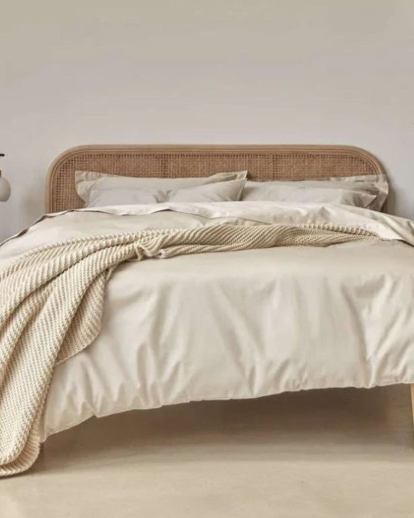 ملاءات كريستي ساتين 400TC من الكتان