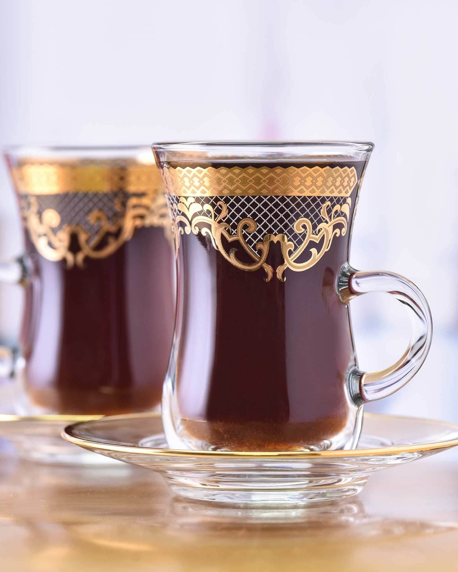 مجموعة ديملاج ترينا من 6 قطع استكانات وصحون (ذهبي)