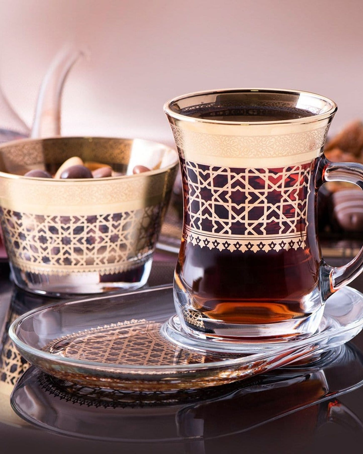 كوب وصحن ديملاج قرطبة، قطعتان، ذهبي اللون