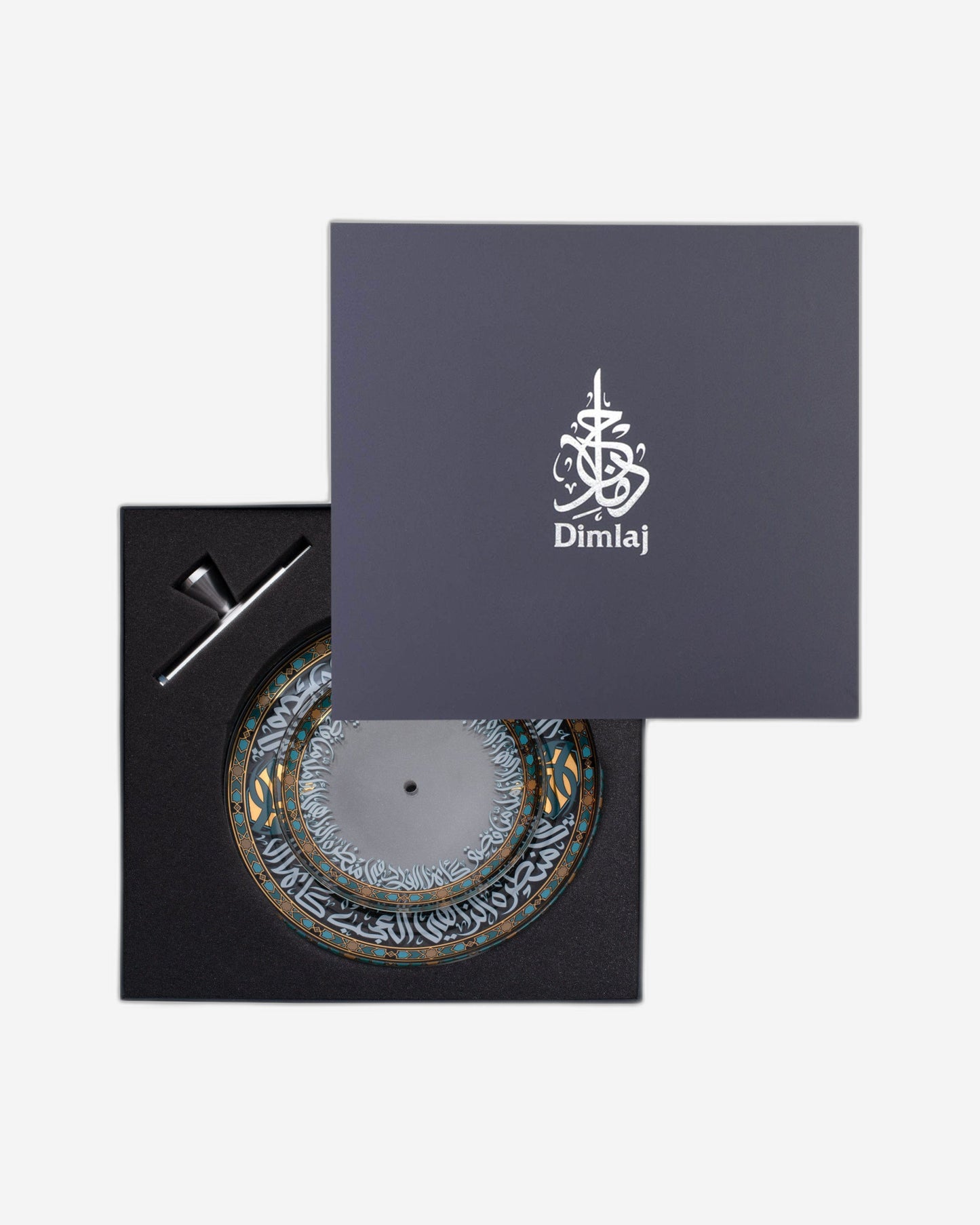 صينية ديملاج وورود ذات طبقتين باللونين الذهبي والأخضر