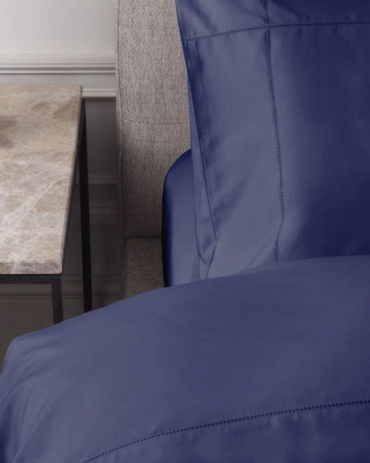 غطاء لحاف "سوبيما" من جاسبر كونران، بكثافة خيوط ٥٠٠ خيط، باللون الأزرق البحري