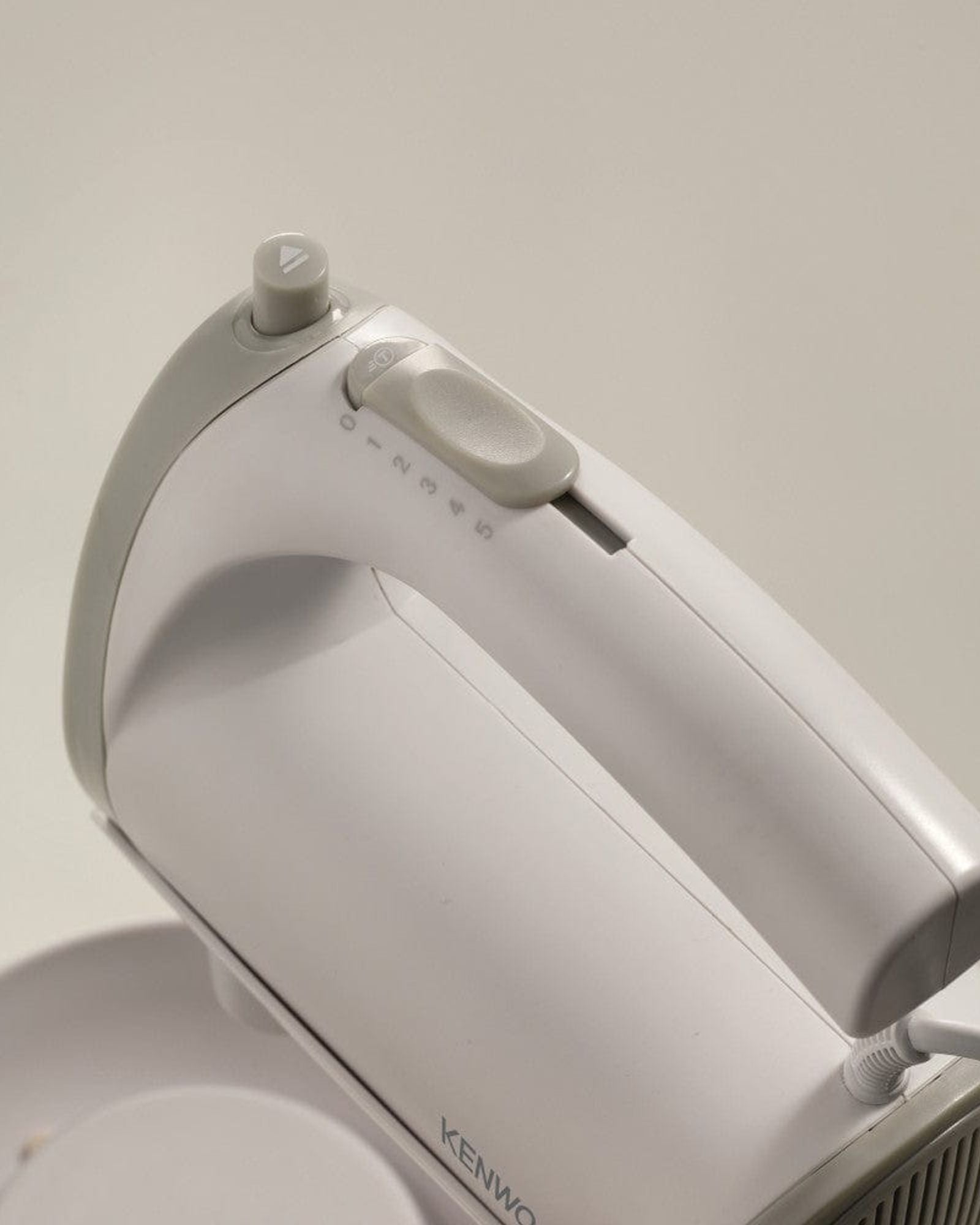 خلاط كينوود سعة 2.4 لتر