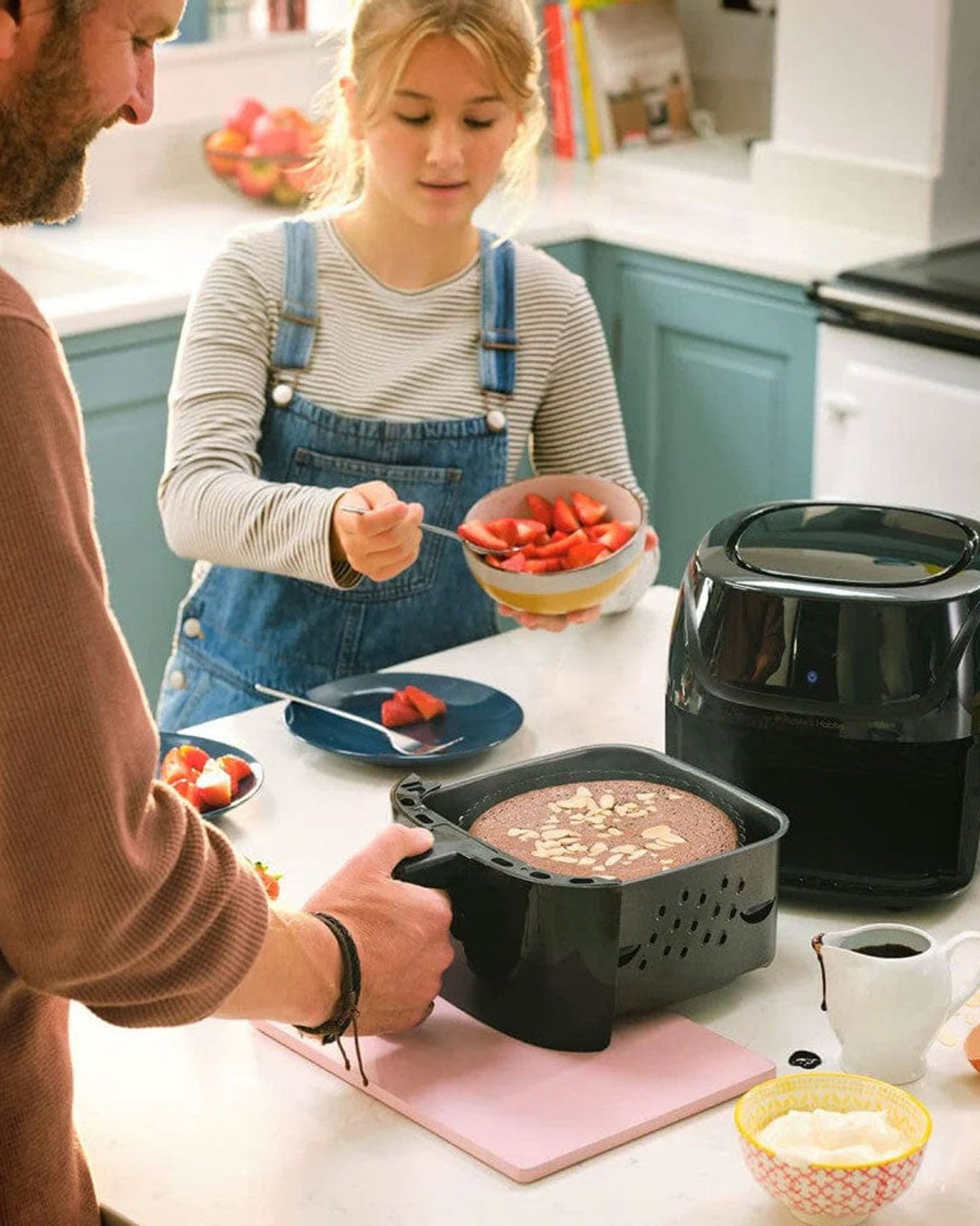 مقلاة هوائية رقمية متعددة الاستخدامات من راسل هوبز ساتيسفري، سعة 4 لتر