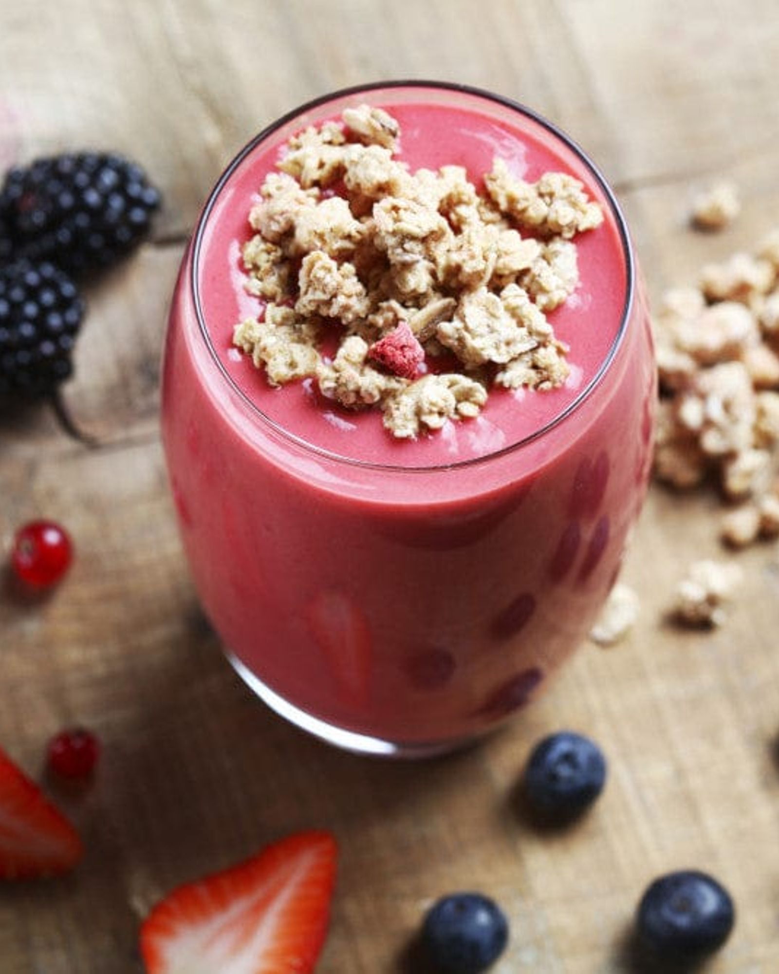 خلاط كينوود مع مرطبانين