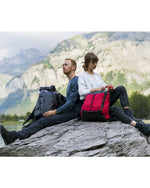 حقيبة ظهر Victorinox Almont Original ذات السحاب العمودي