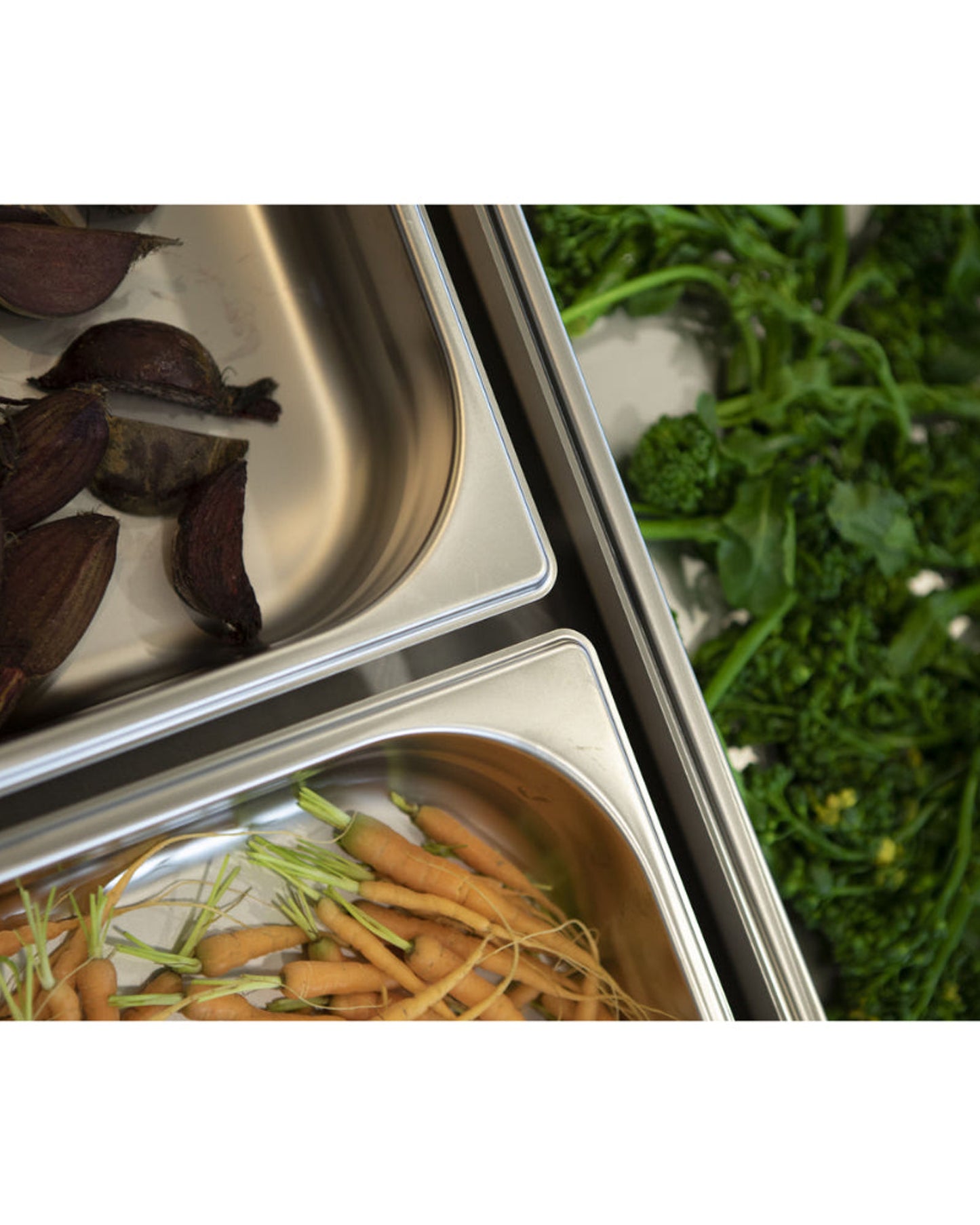 صينية طعام ترامونتينا GN 1/2 من الفولاذ المقاوم للصدأ بدون مقابض، عمق 20 مم - فولاذ 304