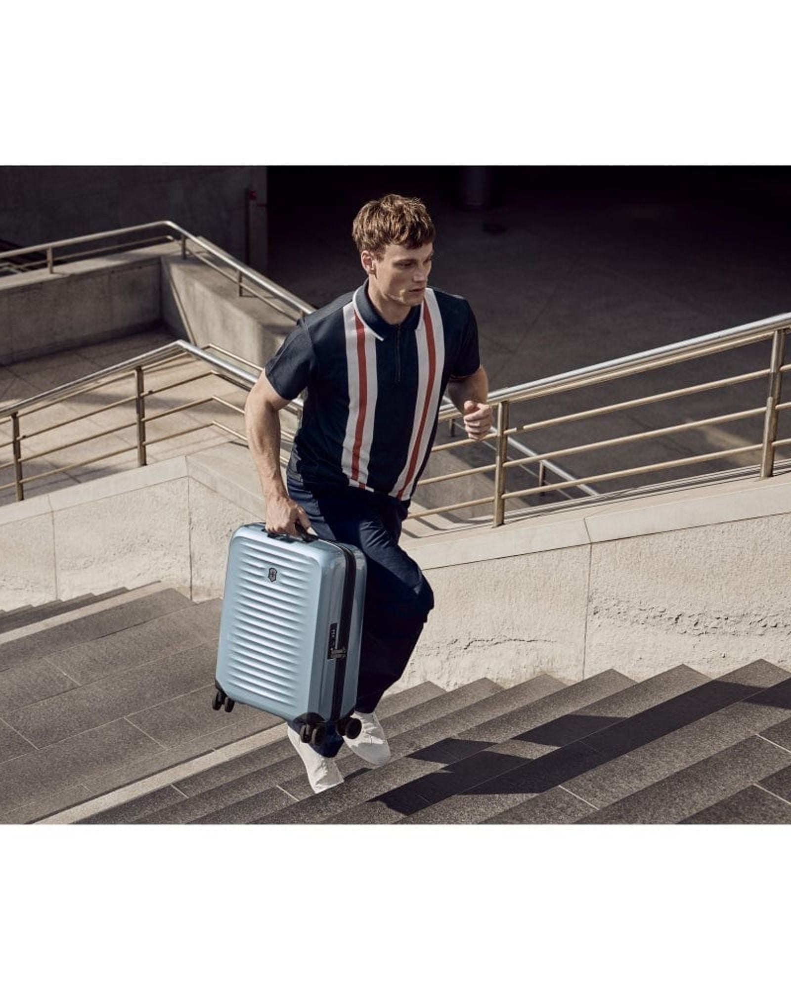 فيكتورينوكس ايروكس