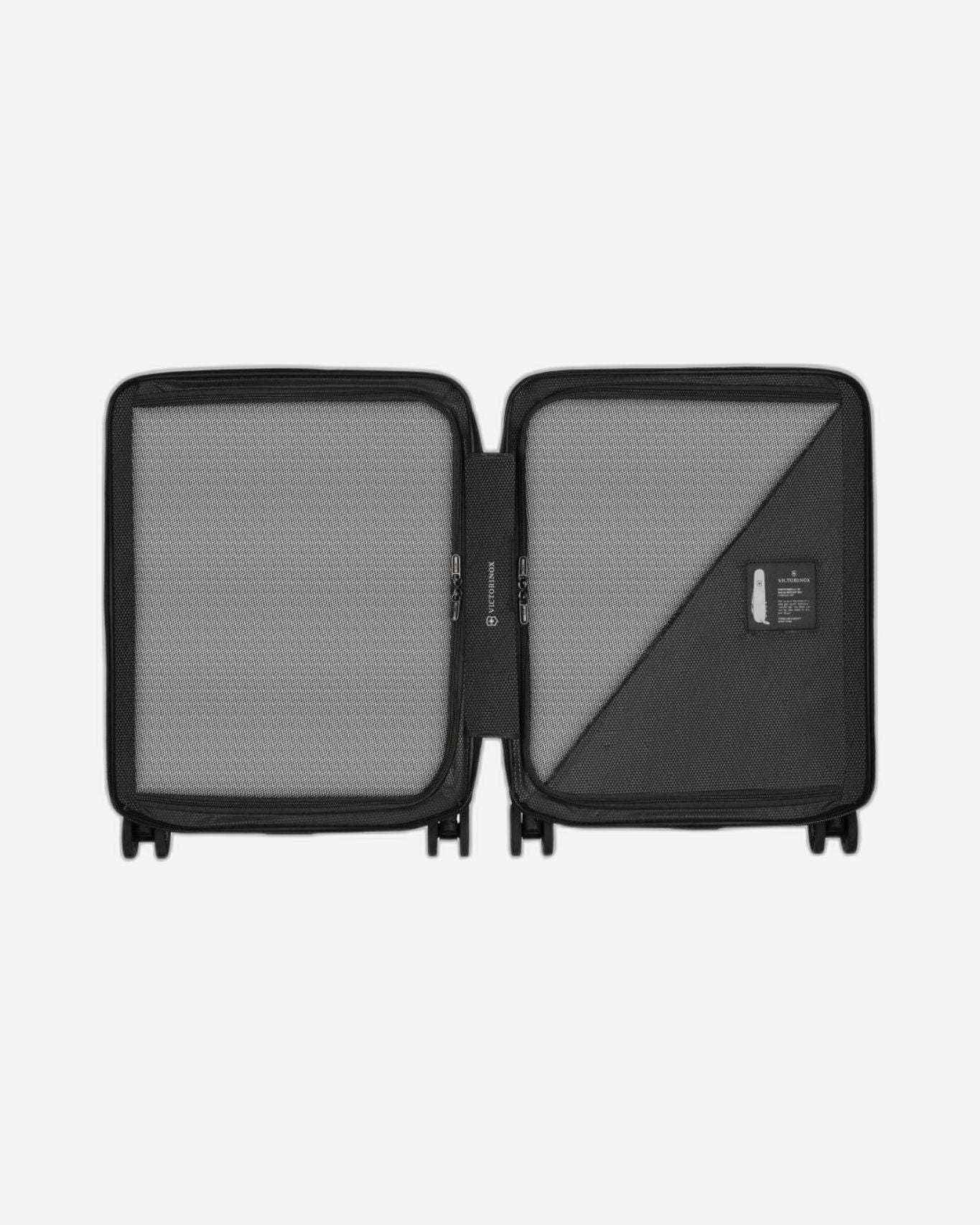 فيكتورينوكس ايروكس خفيف الوزن