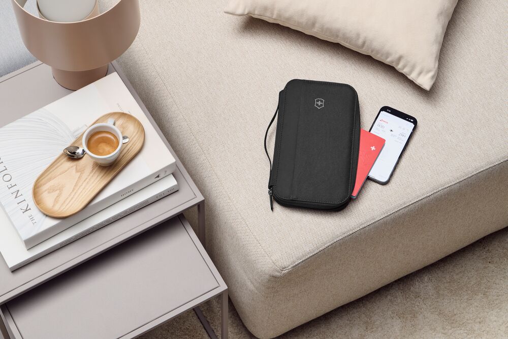 منظم سفر أساسيات السفر من فيكتورينوكس، أسود