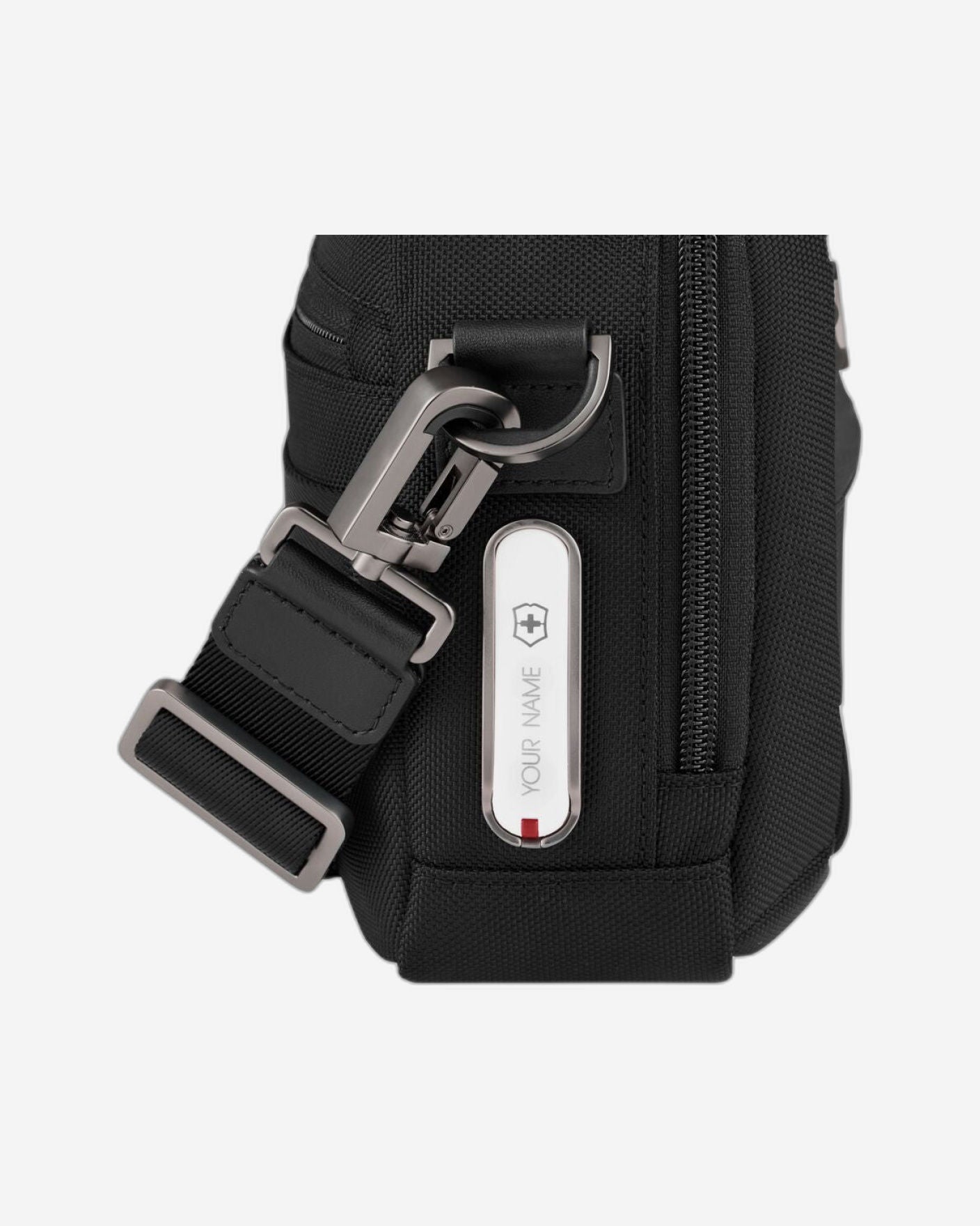 حقيبة كروس بودي فيكتورينوكس ميثيك كومباكت سوداء