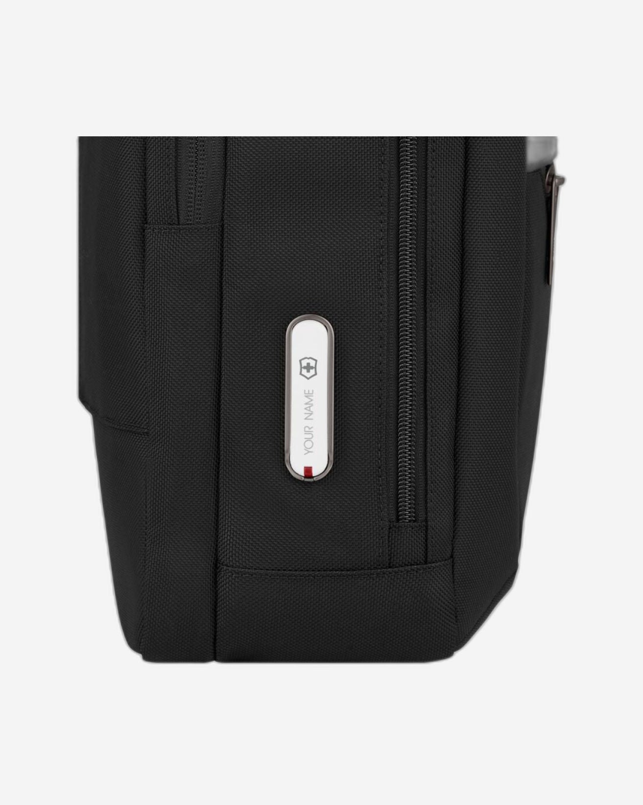 حقيبة فيكتورينوكس ميثيك ديلوكس سوداء