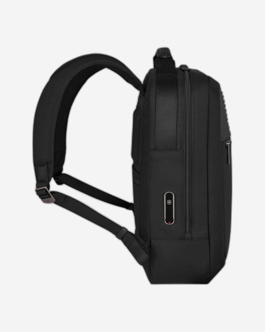 حقيبة ظهر فيكتورينوكس ميثيك كومباكت سوداء