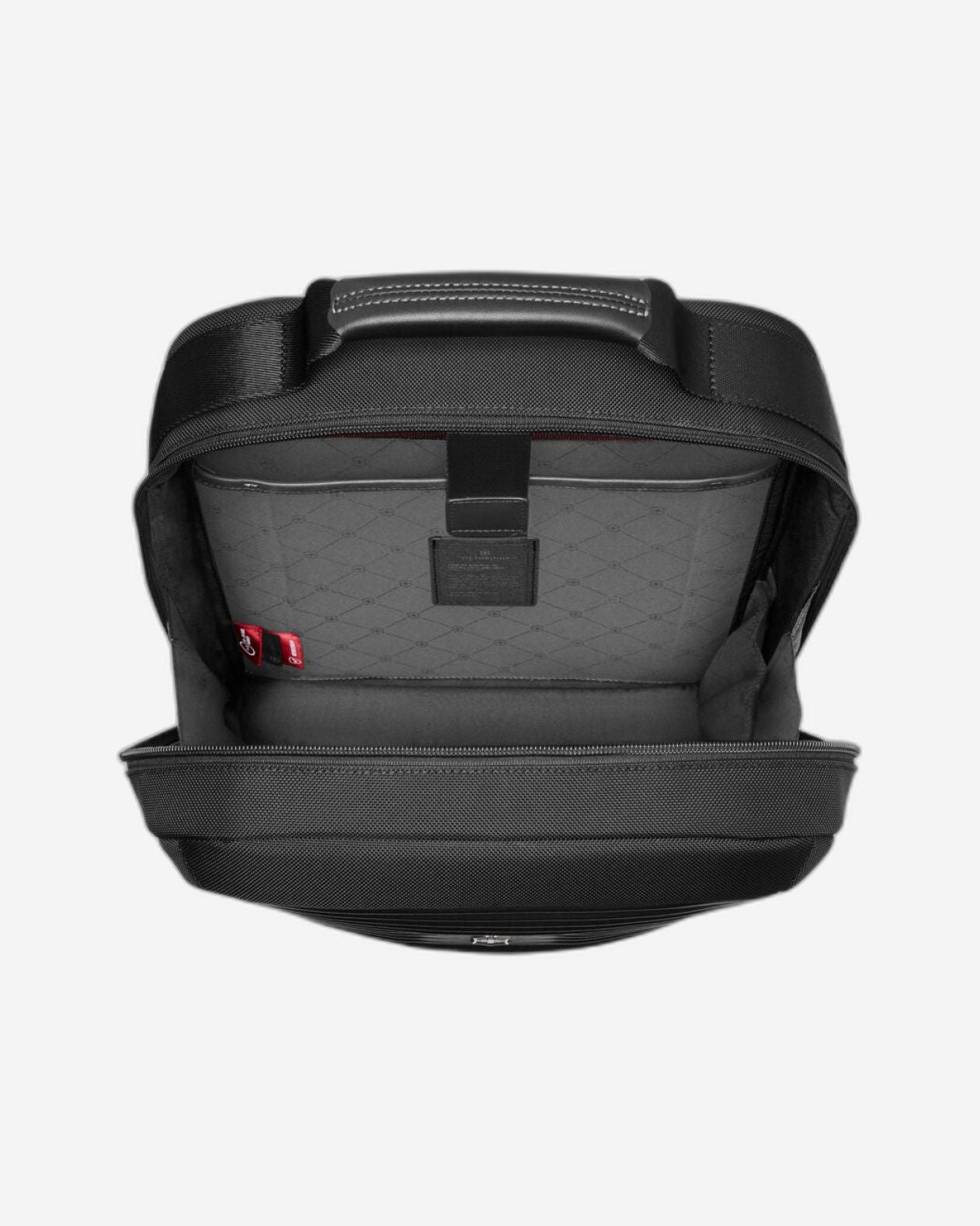 حقيبة ظهر فيكتورينوكس ميثيك كومباكت سوداء