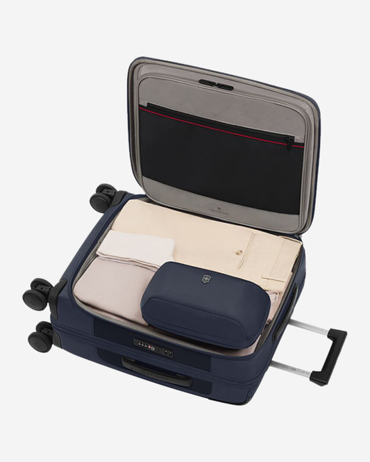 حقيبة سفر فيكتورينوكس ويركس ترافيلر 7.0 العالمية، لون أزرق داكن