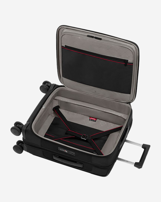 حقيبة سفر فيكتورينوكس ويركس ترافيلر 7.0 العالمية سوداء