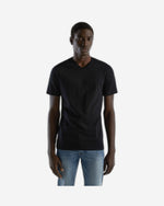 تي شيرت من القطن طويل الألياف