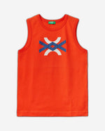 تانك توب مصنوع من القطن العضوي بنسبة 100% مع شعار