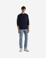 بنطال تشينو ضيق