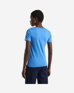 تي شيرت مصنوع من القطن بنسبة 100% مع شعار مطبوع لامع