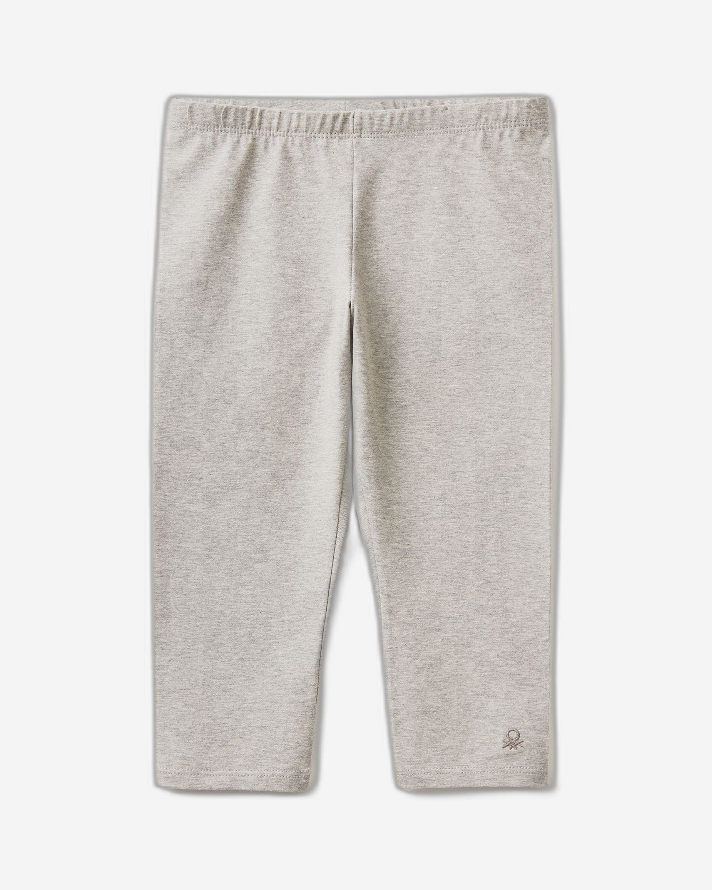 بنطال ضيق بطول الركبة