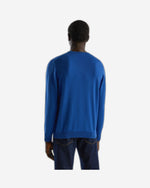 سترة برقبة دائرية مصنوعة من القطن بنسبة 100%