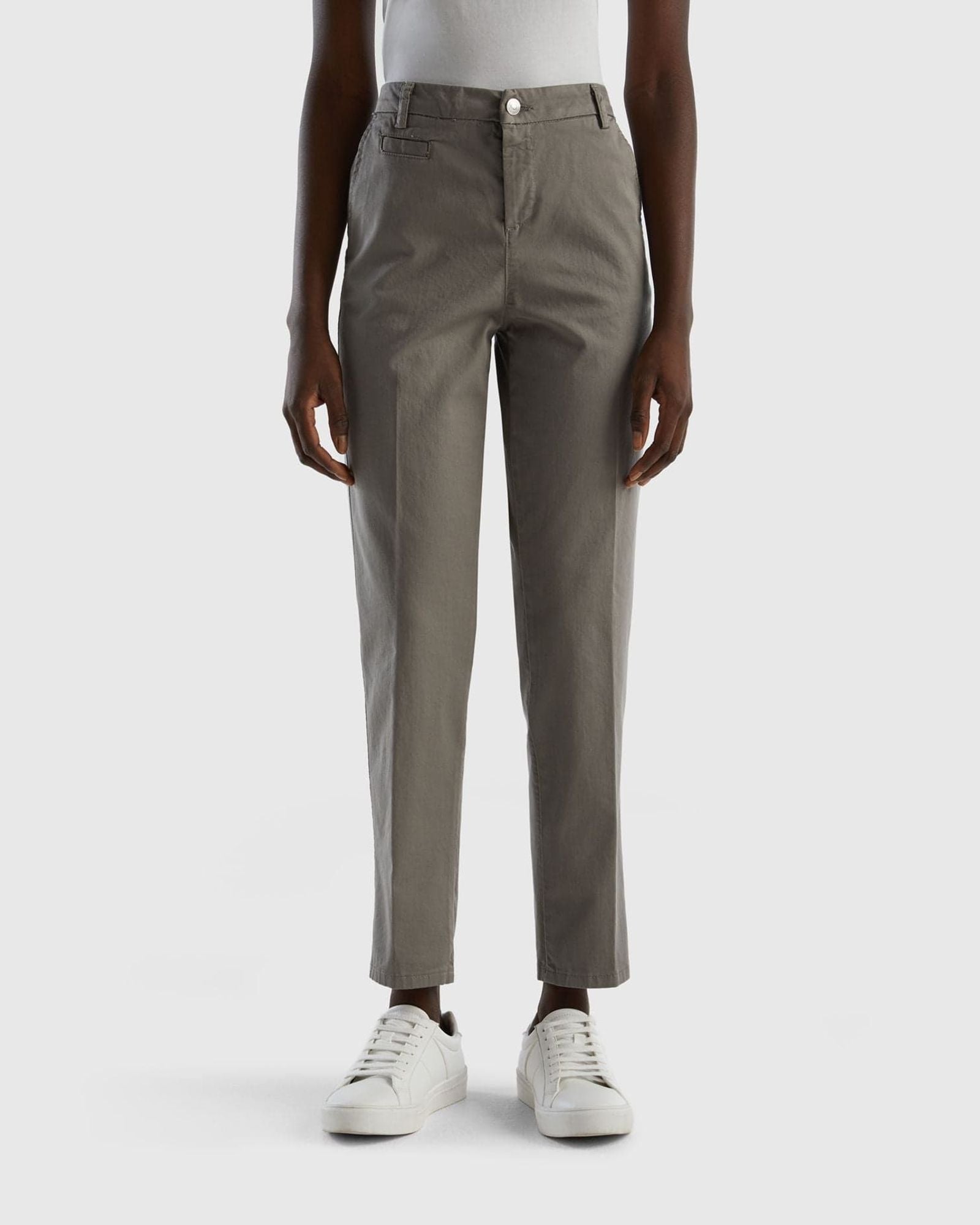 بنطال قطني ضيق