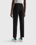 بنطال قطني ضيق