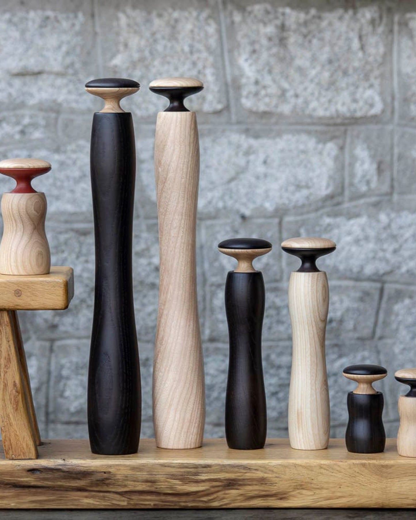 مطحنة الفلفل/الملح هرقل من خشب الدردار من ليجنوارت - مقاس صغير Spn-S