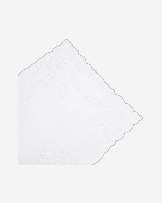 مفرش طاولة باراماونت بولي لينين أبيض من الدانتيل الثقيل