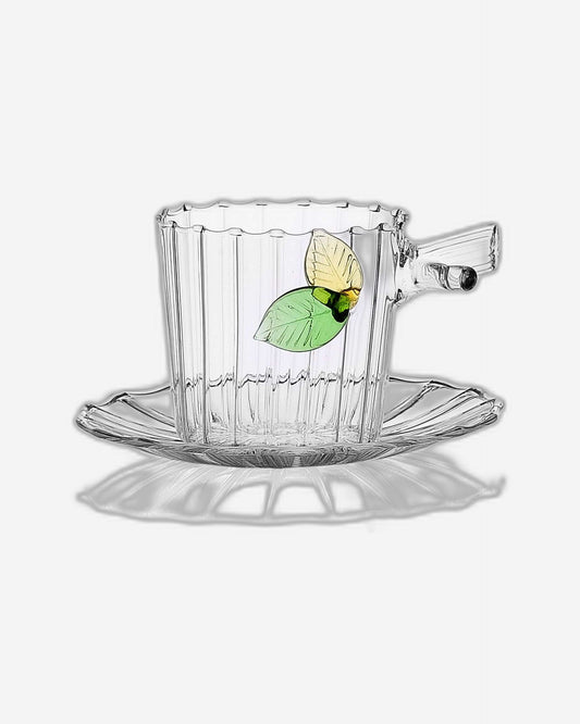 كوب شاي ميلانو غرينوود مع صحن من إيكندورف ميلانو - أوراق