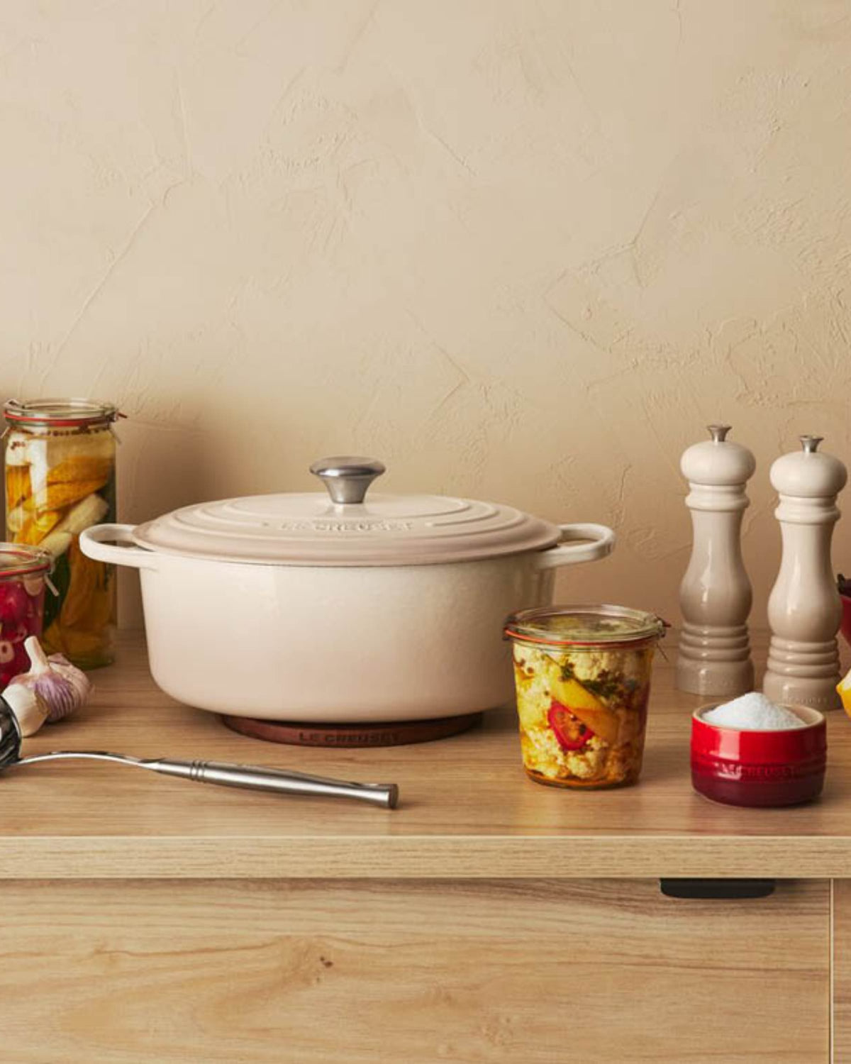 Le Creuset Oval French Oven 31Cm Meringue