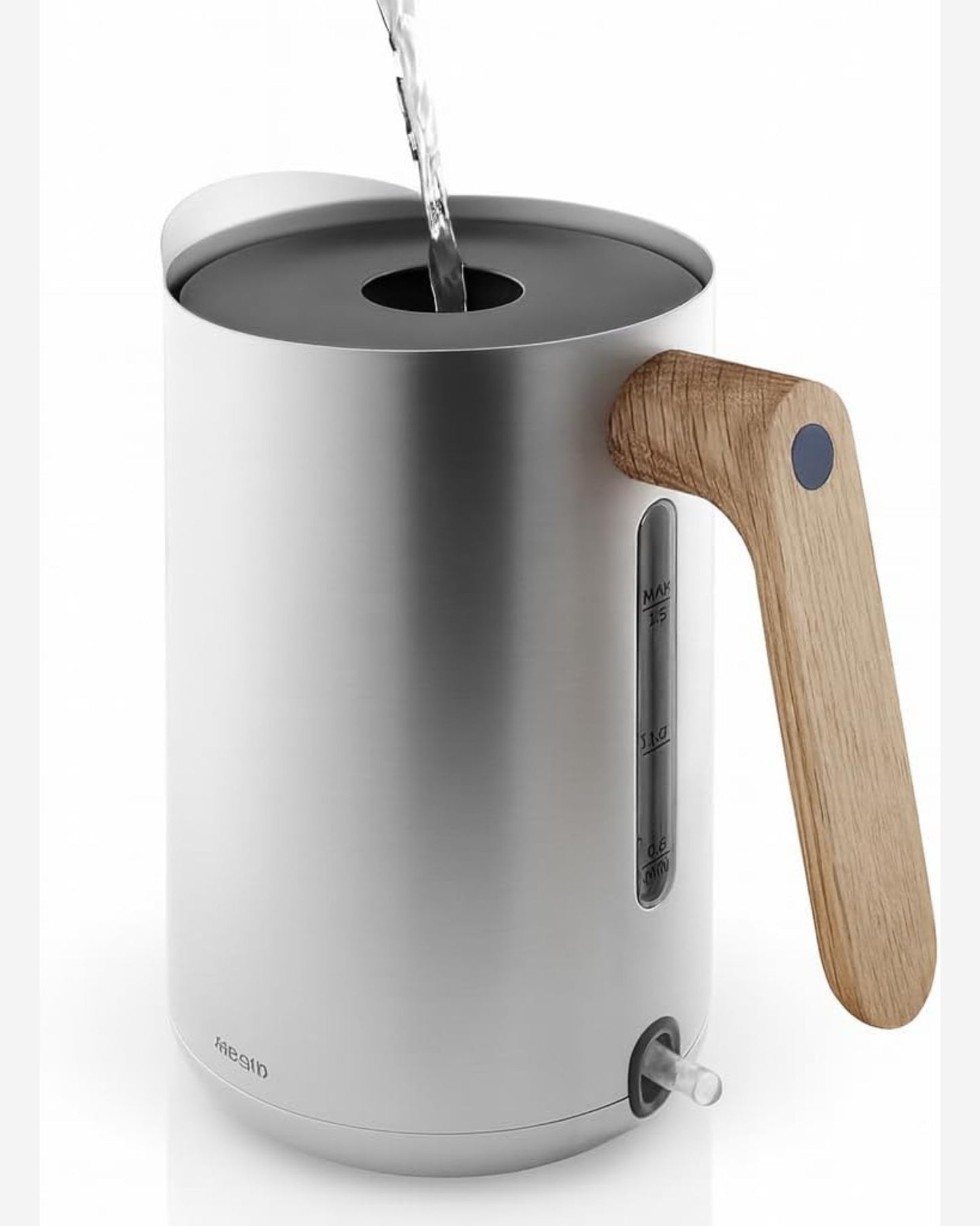 غلاية كهربائية إيفا سولو 502737 سعة 1.5 لتر، مصنوعة من الفولاذ المقاوم للصدأ من نورديك كيه، المملكة المتحدة