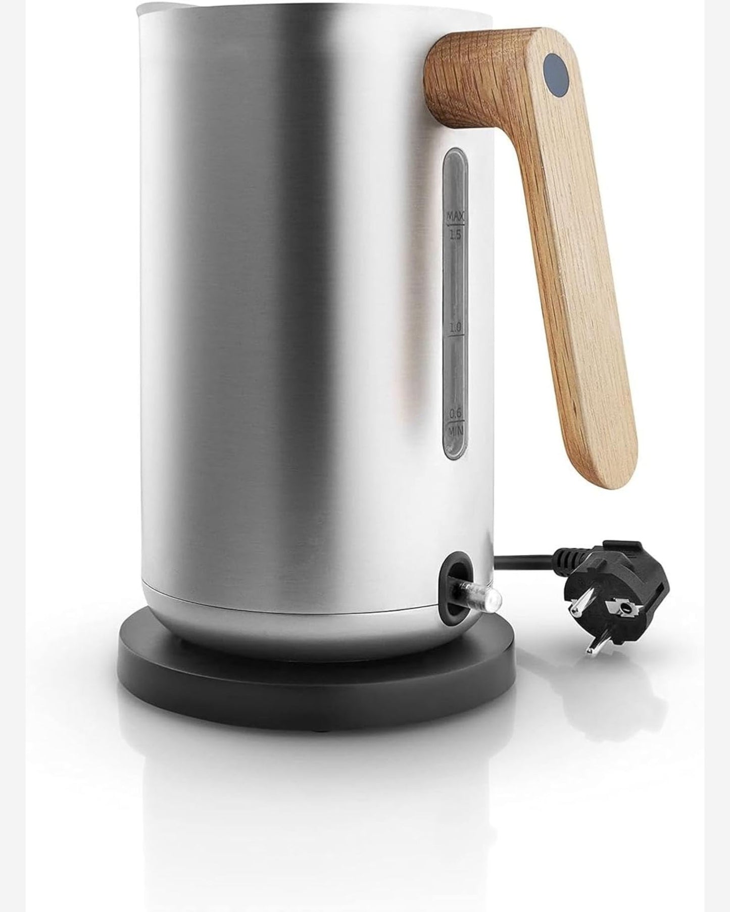 غلاية كهربائية إيفا سولو 502737 سعة 1.5 لتر، مصنوعة من الفولاذ المقاوم للصدأ من نورديك كيه، المملكة المتحدة