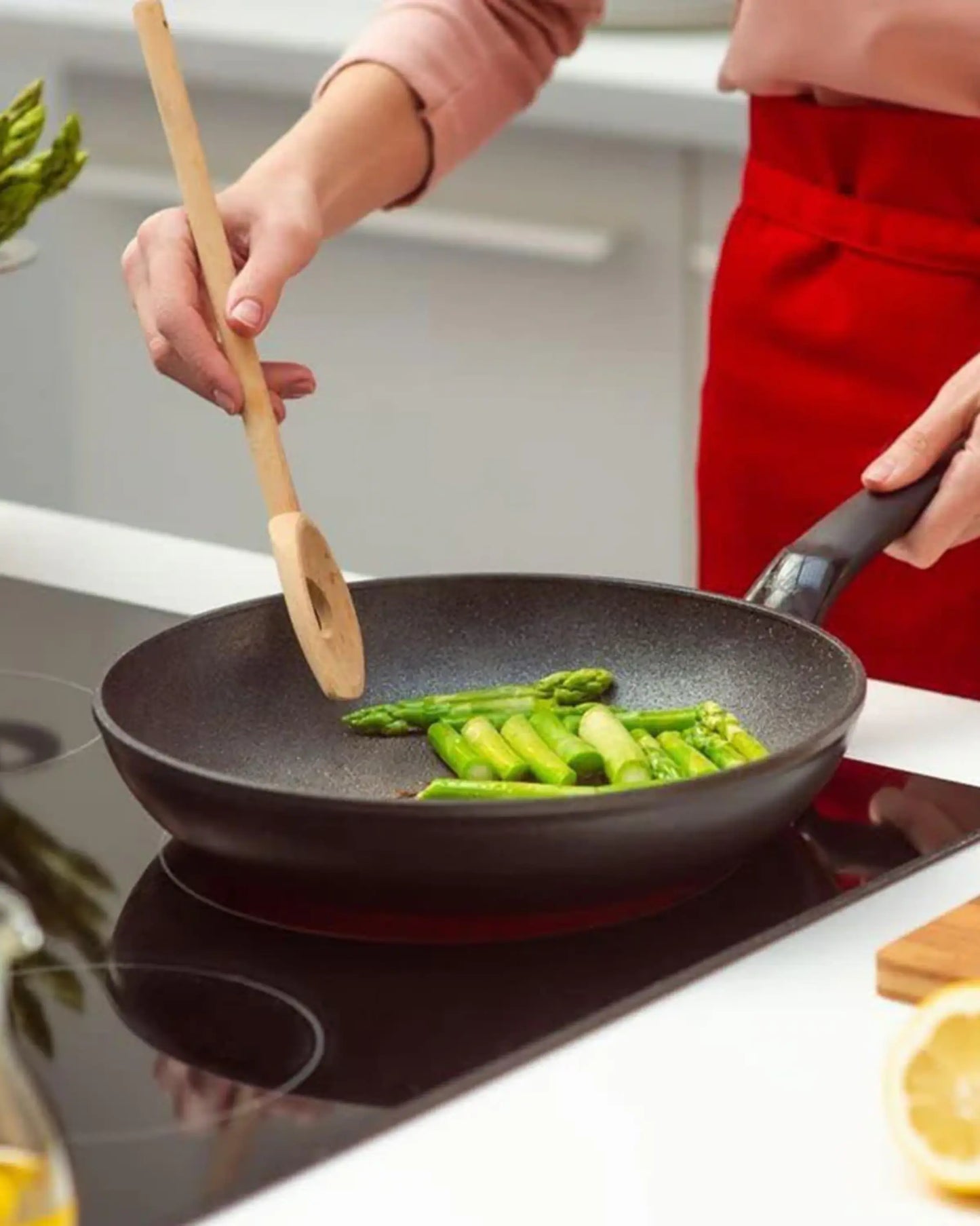 Fissler Adamant Comfort & Classic Nonstick Pan Set 28 cm + 24 cm with Glass Lids