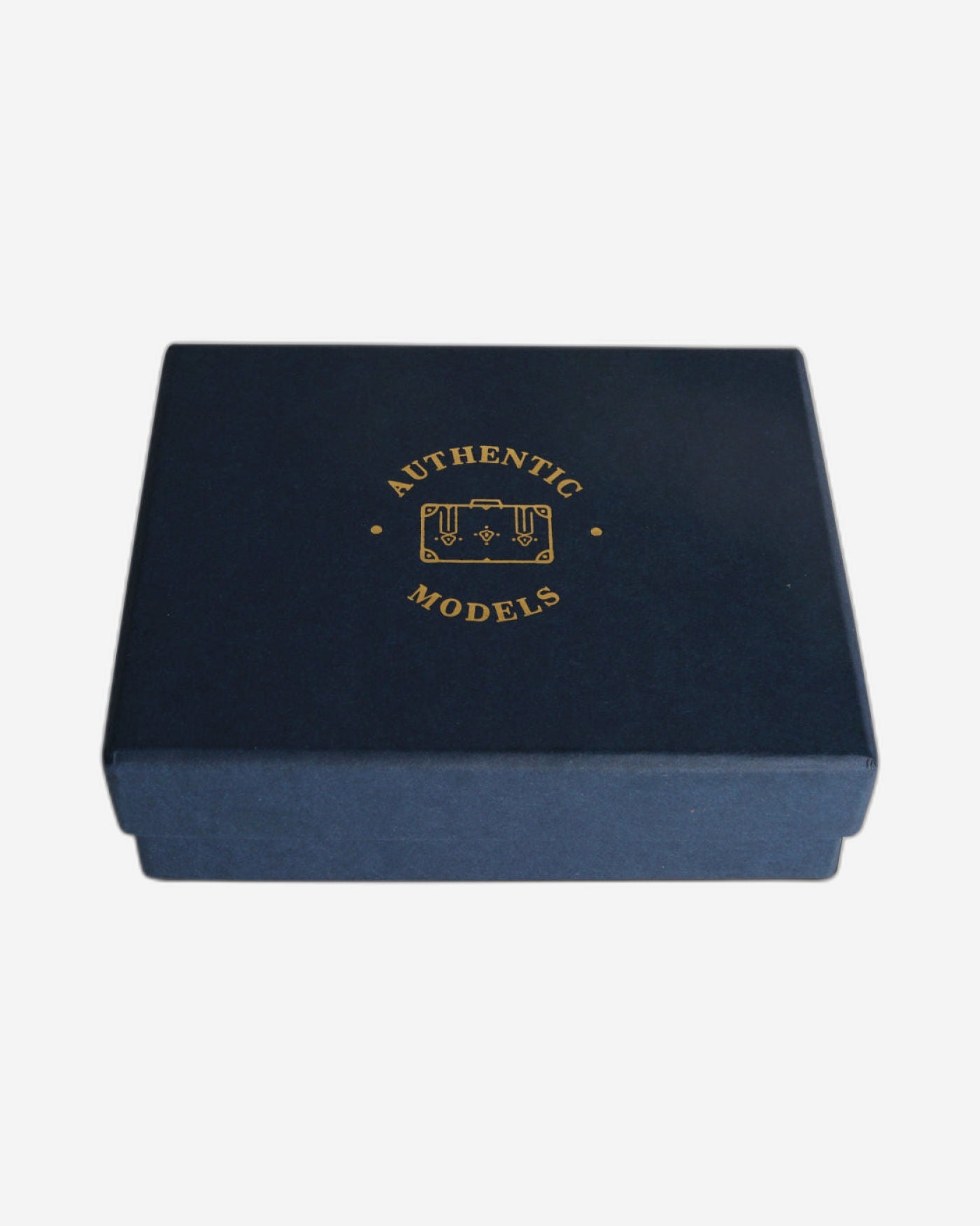 طقم هدايا فلين الشمبانيا من أوتنتيك موديلز - 389