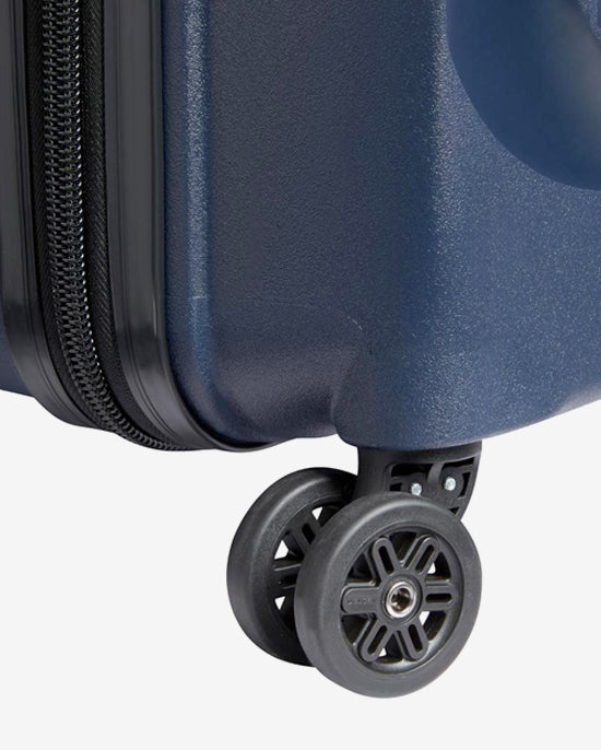 مجموعة حقائب ديلسي باريس بلمونت بلس غير القابلة للتوسيع، مكونة من قطعتين، مع حقيبة ظهر مريحة مجانية