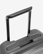 مجموعة حقائب ديلسي باريس بلمونت بلس غير القابلة للتوسيع، مكونة من 3 قطع + حقيبة ظهر مريحة مجانية