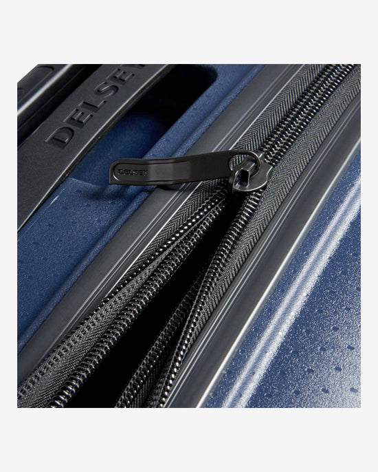 مجموعة حقائب ديلسي باريس بلمونت بلس غير القابلة للتوسيع، مكونة من 3 قطع + حقيبة ظهر مريحة مجانية