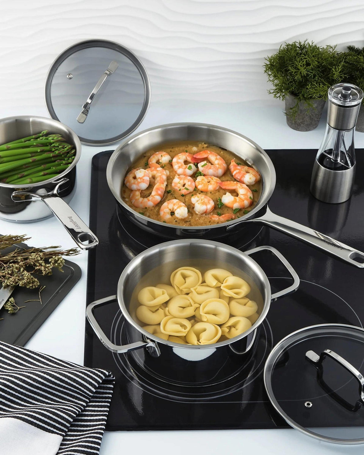 BergHOFF 9-Pc Cookware Set Helix