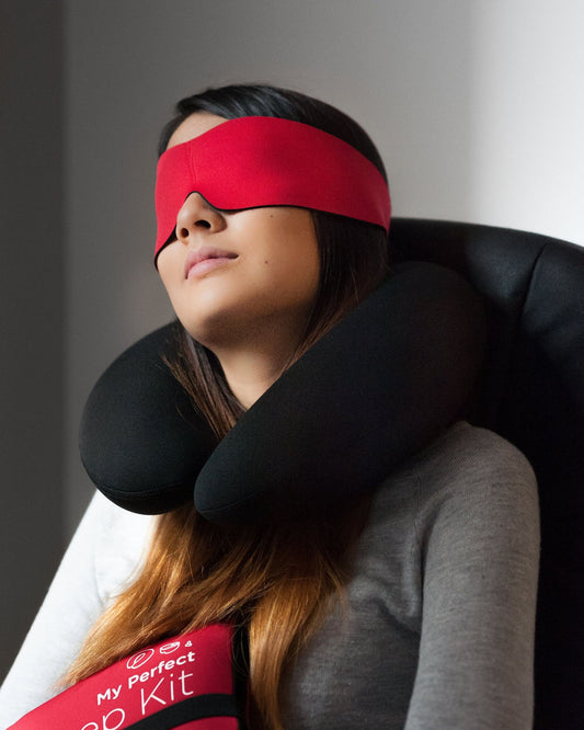 مجموعة النوم المثالية باللون الأحمر