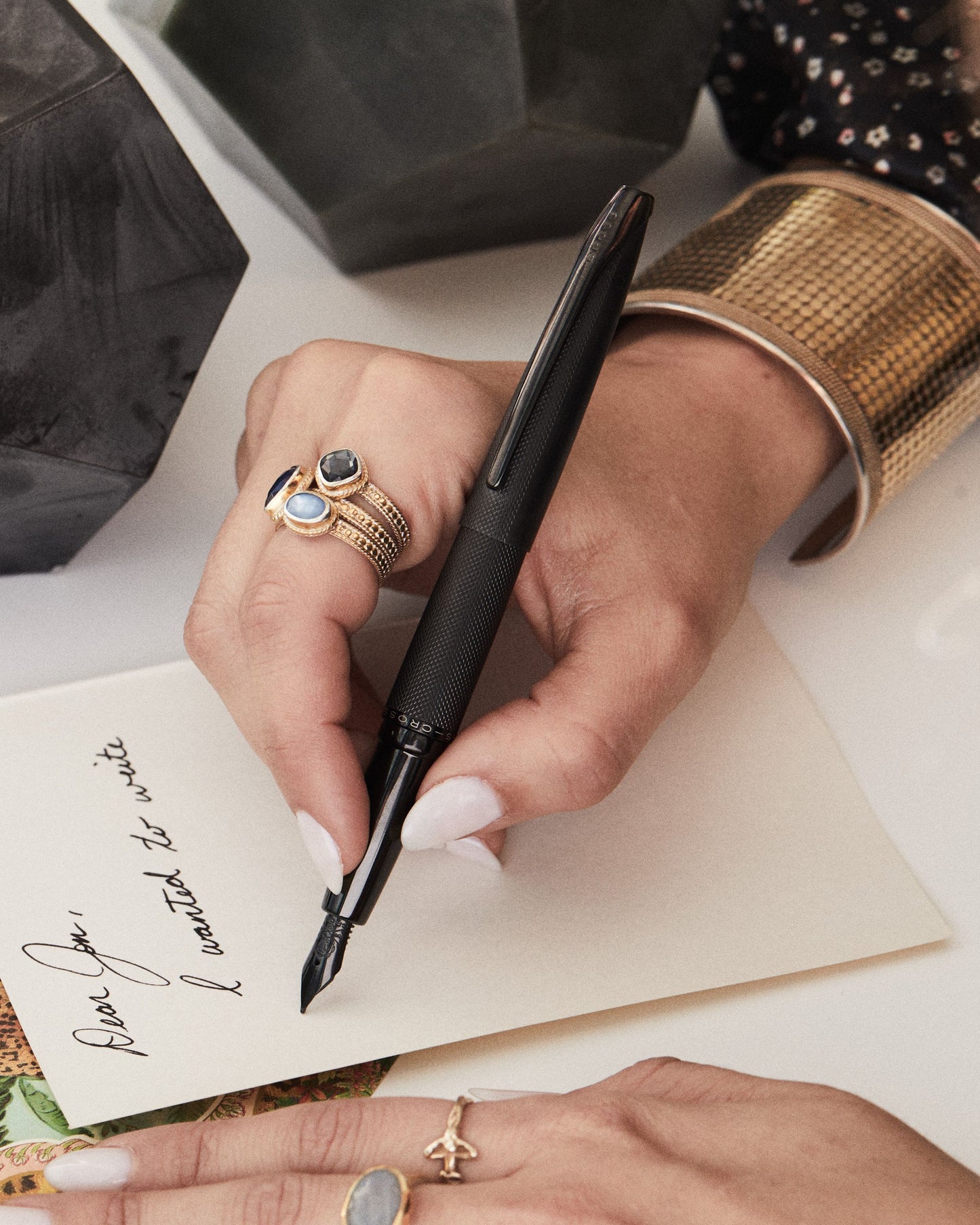 قلم حبر كروس أ.تي.اكس أسود مصقول