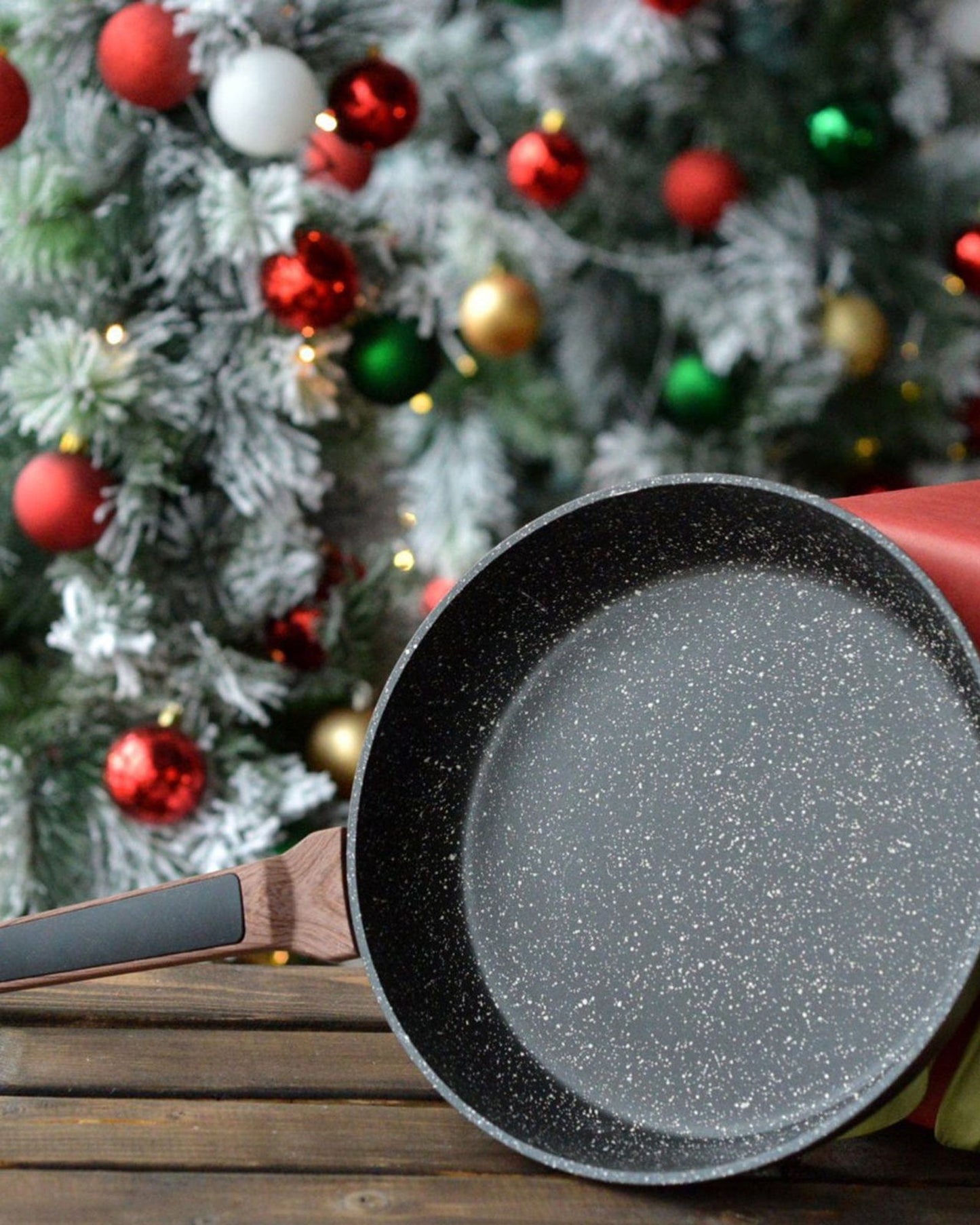 مقلاة فيسمان دايموند ألومنيوم 24 سم