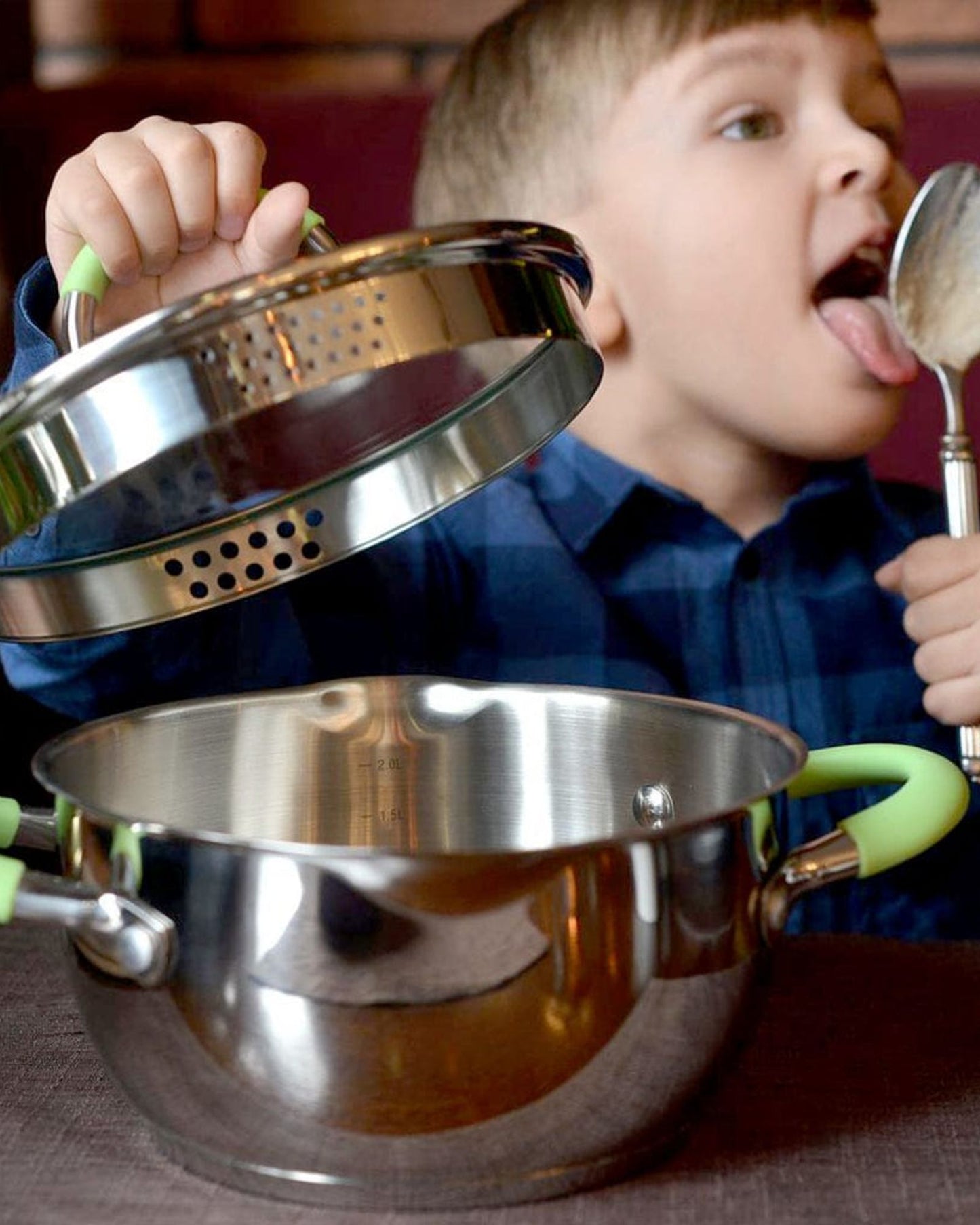 طاجن فيسمان شارلوت بغطاء زجاجي متعدد الألوان ٢٤×١٢.٥ سم