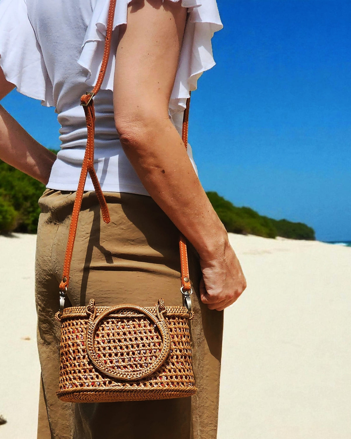 OHSun Gale Rattan Crossbody