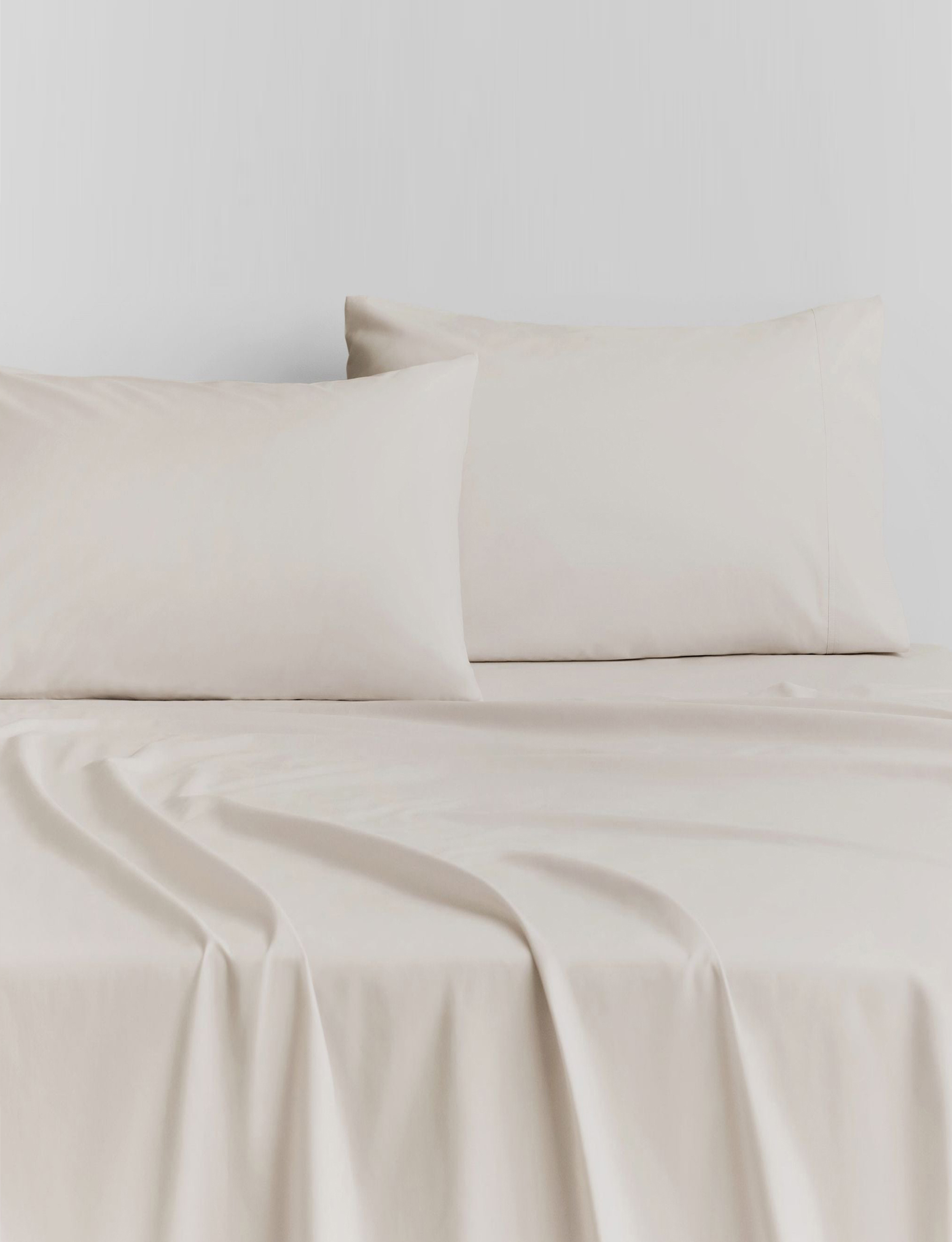 Sheridan 500 TC Cotton Sateen Plain Dyed Super King Flat Sheet Chalk