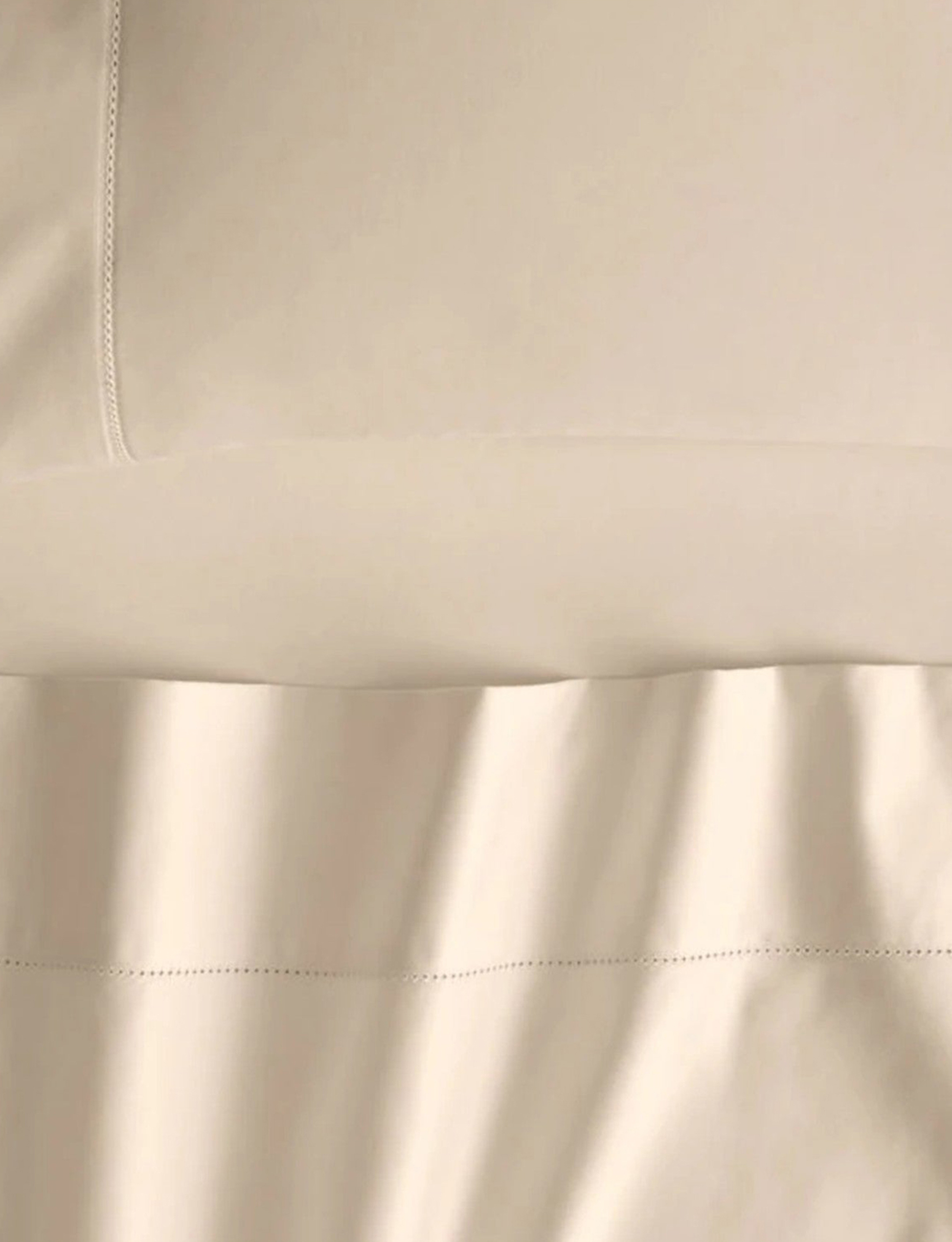 Sheridan 1000 TC Cotton Sateen Plain Dyed King Flat Sheet Champagne