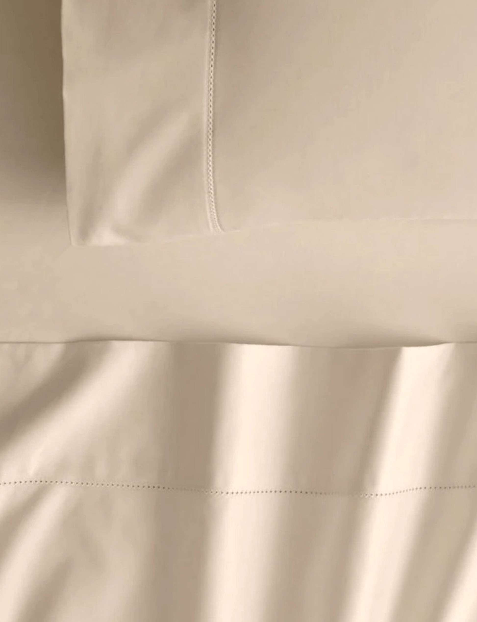 Sheridan 1000 TC Cotton Sateen Plain Dyed Oxford Square Pillowcase Each Champagne