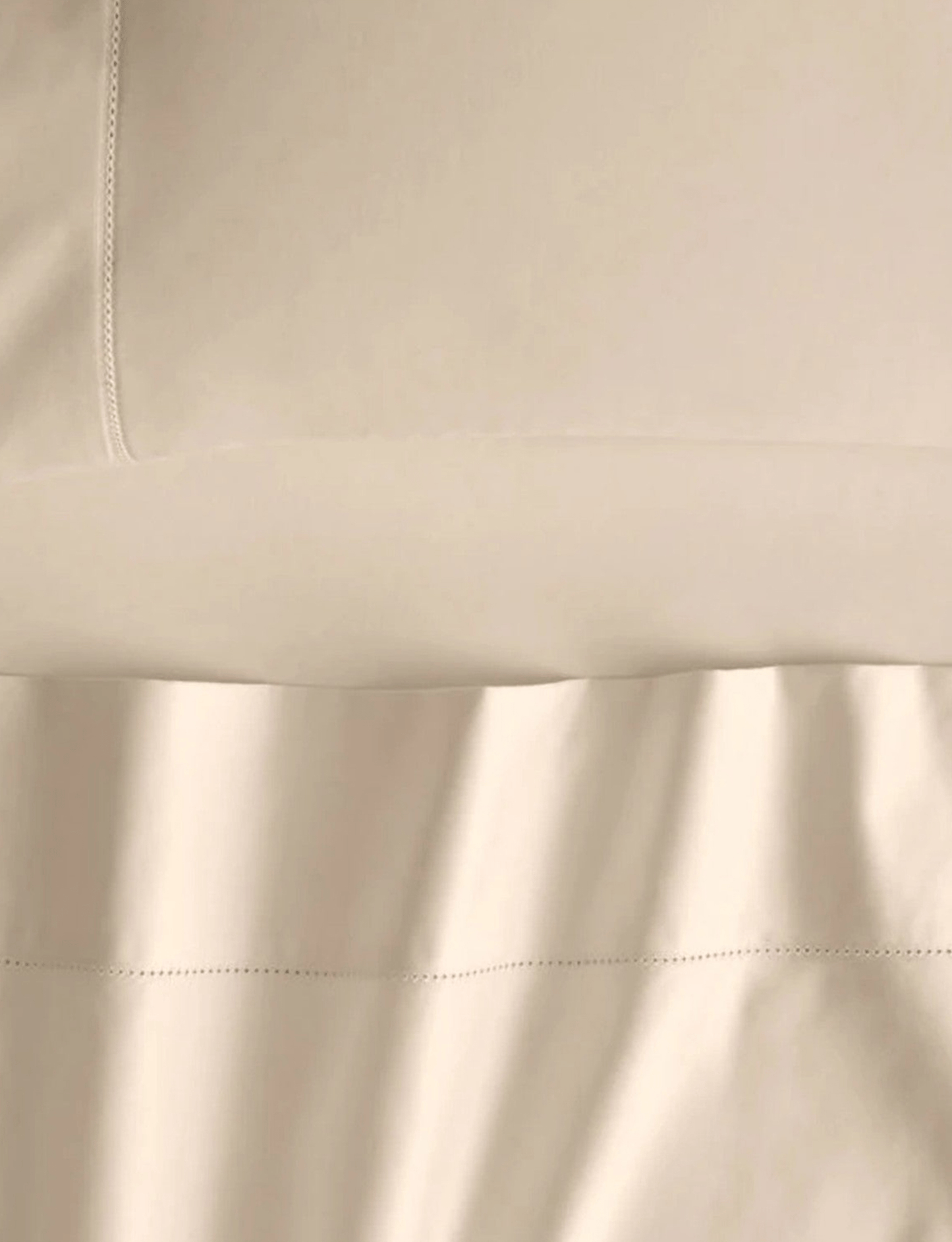 Sheridan 1000 TC Cotton Sateen Plain Dyed Super King Duvet Cover Champagne
